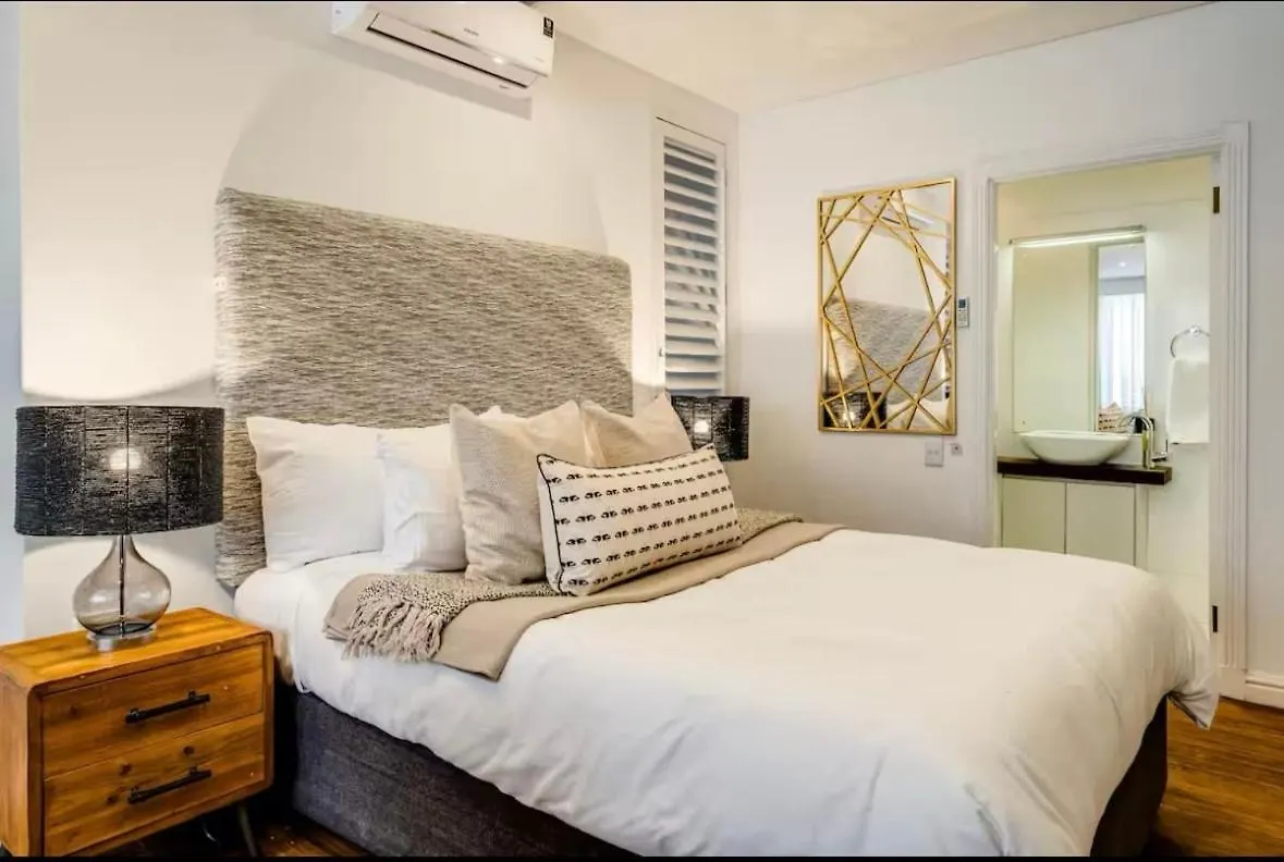 The Honeycomb A 3 Bed In De Waterkant With Hot Tub ケープタウン