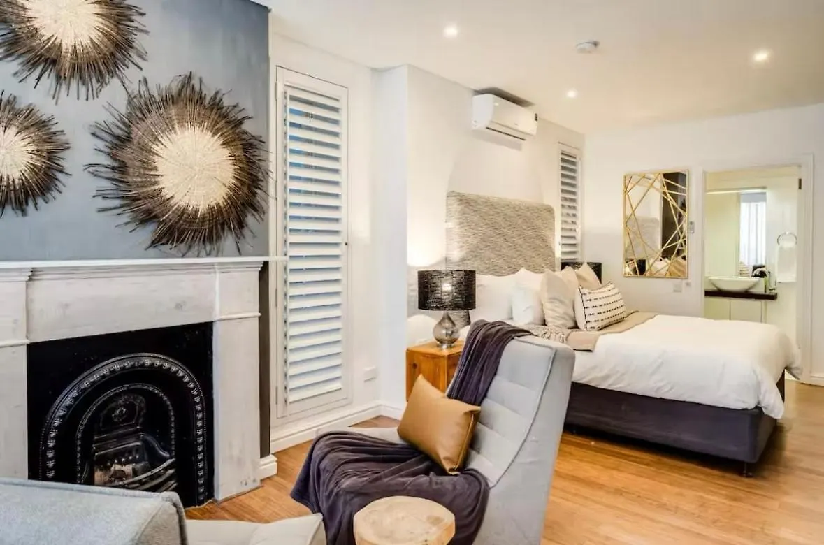 The Honeycomb A 3 Bed In De Waterkant With Hot Tub ケープタウン 0*,