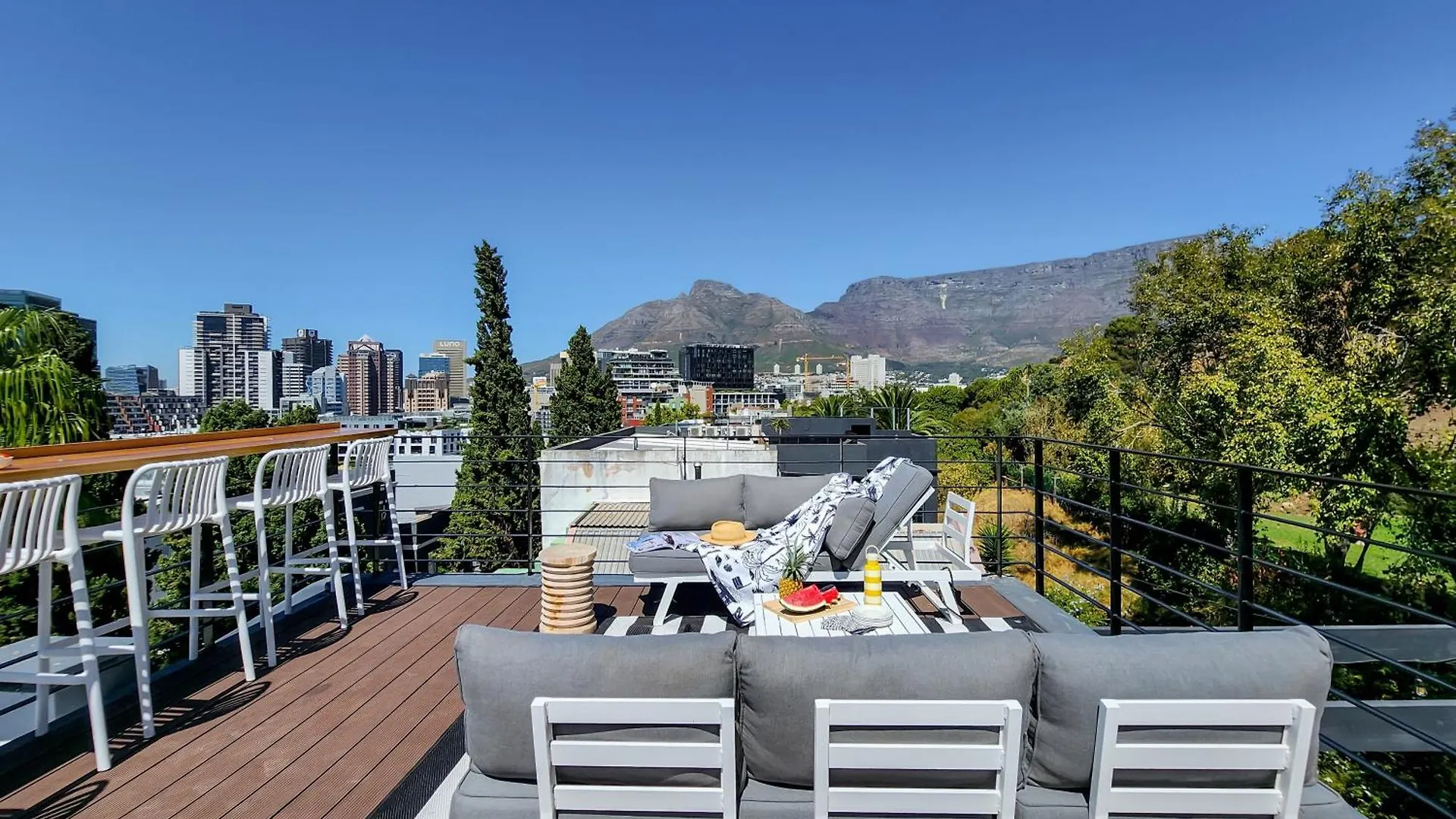The Honeycomb A 3 Bed In De Waterkant With Hot Tub ケープタウン 0*,  南アフリカ