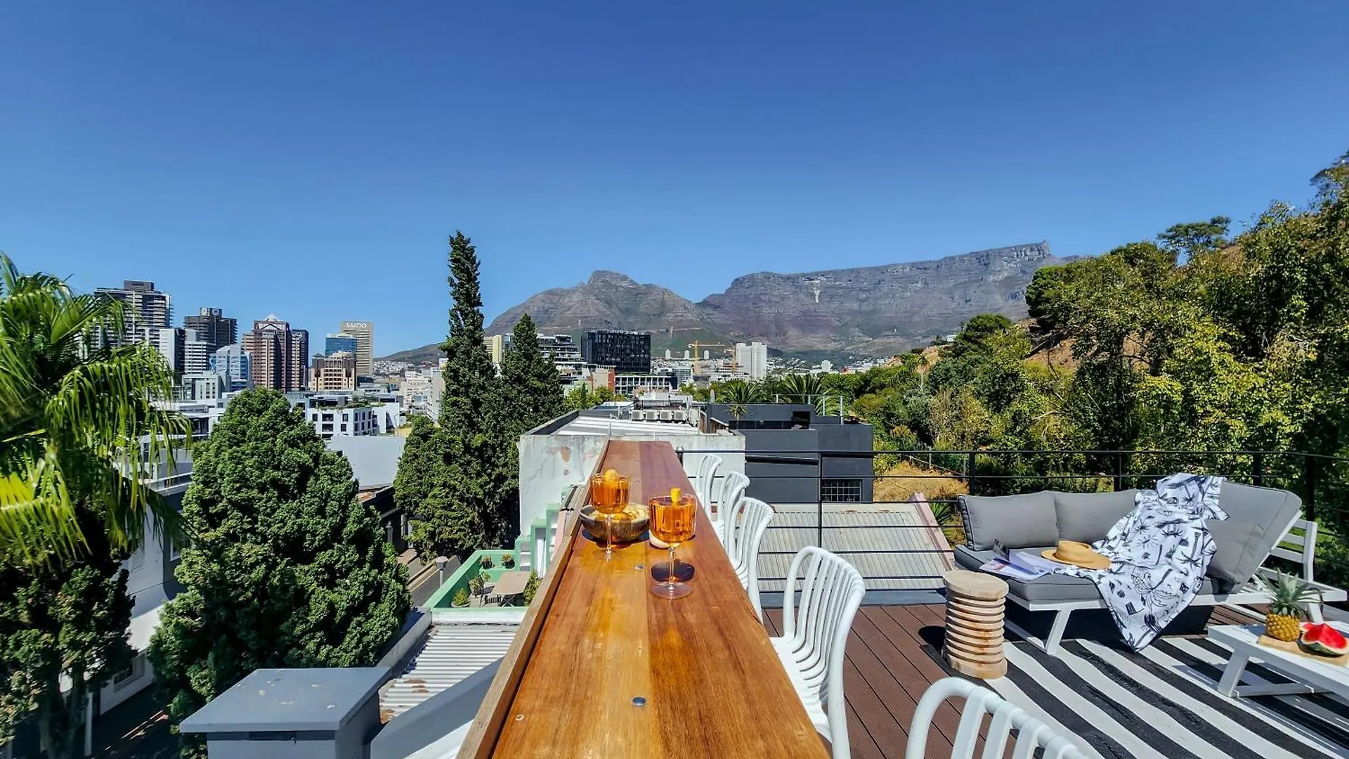 The Honeycomb A 3 Bed In De Waterkant With Hot Tub ケープタウン 別荘