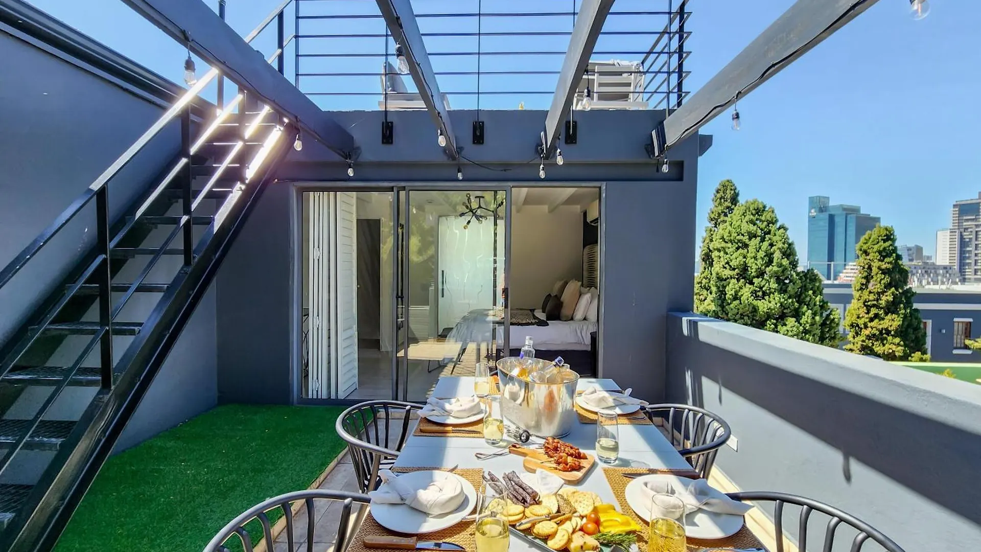 The Honeycomb A 3 Bed In De Waterkant With Hot Tub ケープタウン 0*,  南アフリカ