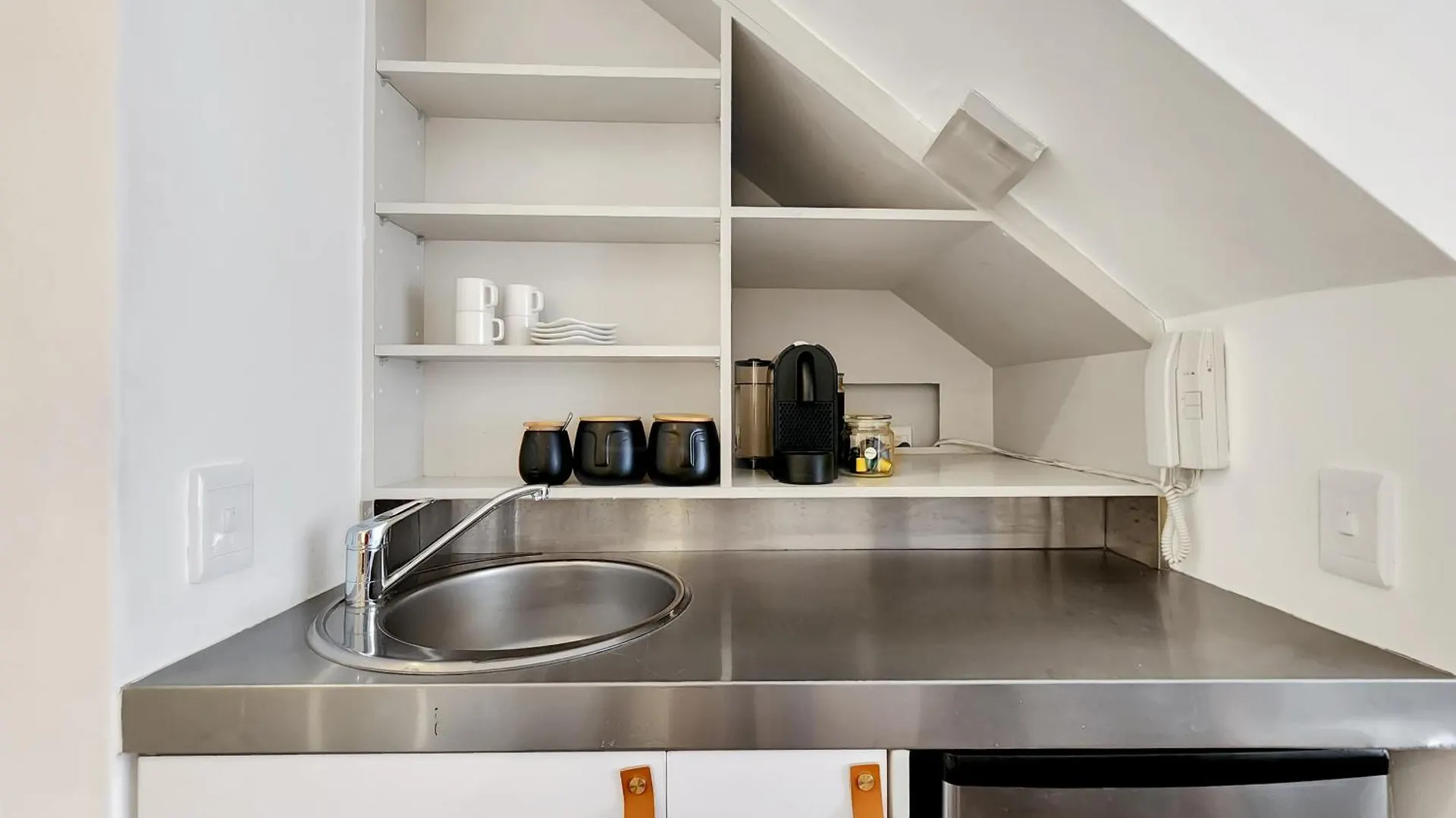 The Honeycomb A 3 Bed In De Waterkant With Hot Tub ケープタウン 0*,  南アフリカ