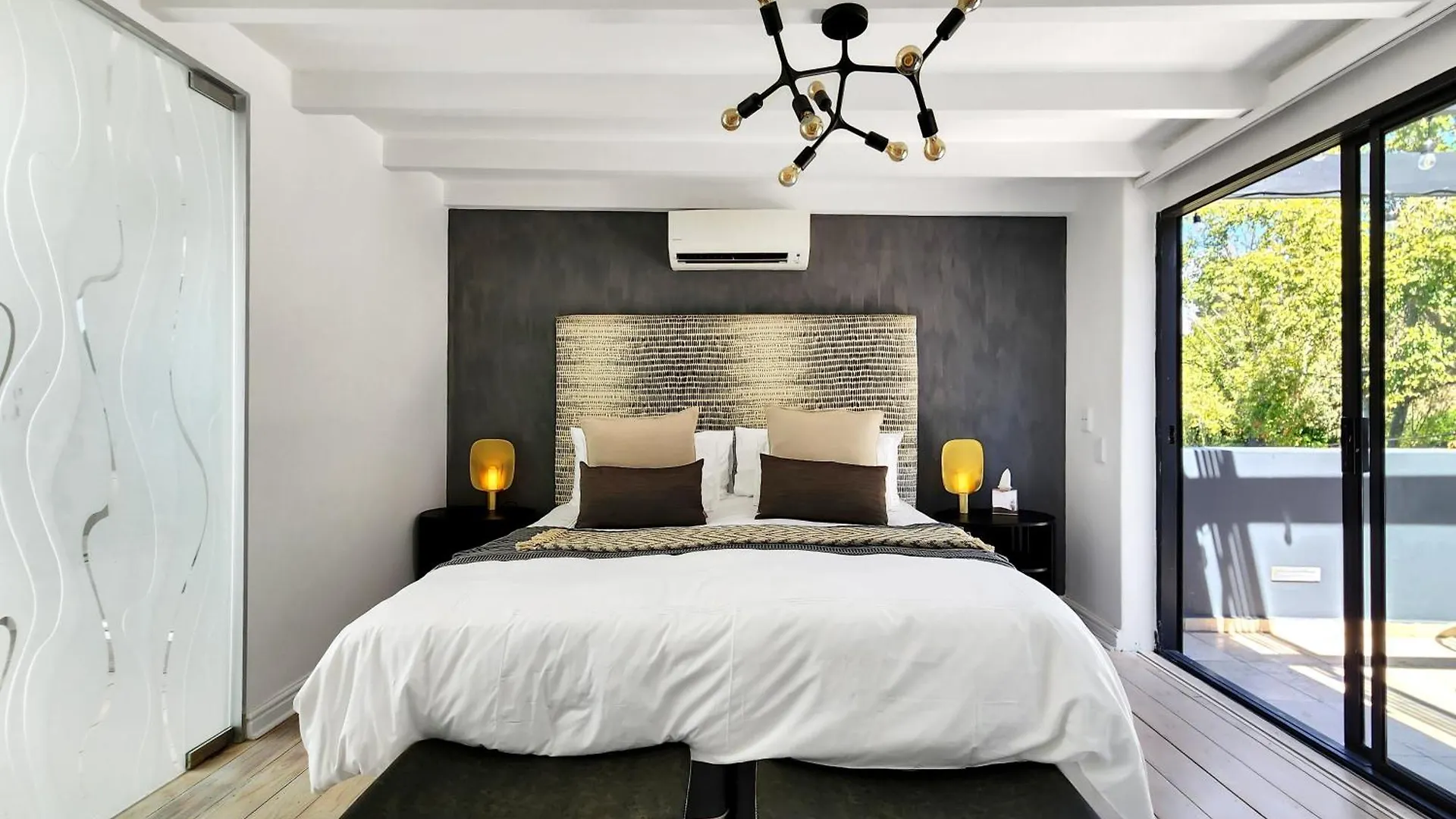 The Honeycomb A 3 Bed In De Waterkant With Hot Tub ケープタウン 南アフリカ