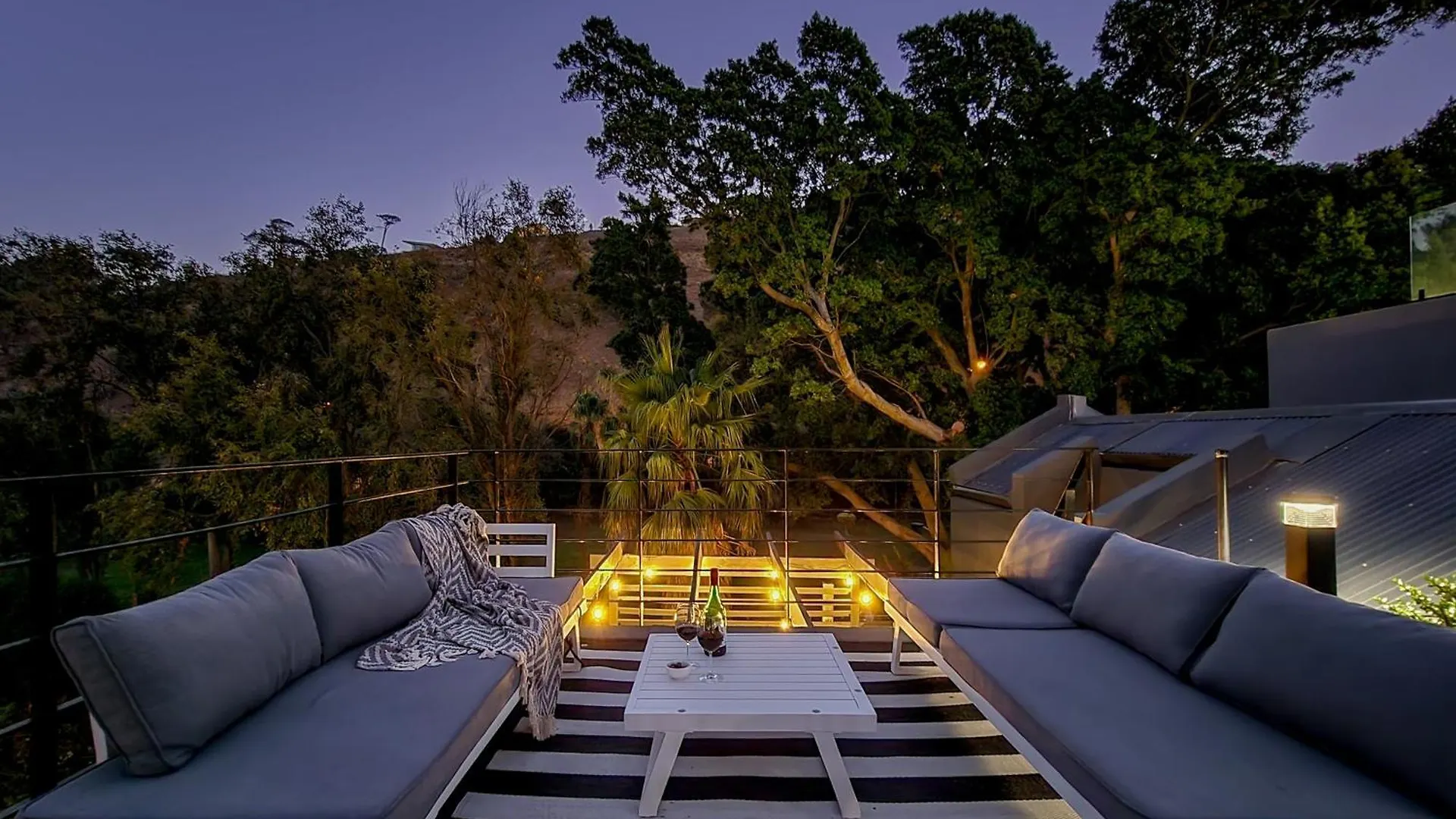 The Honeycomb A 3 Bed In De Waterkant With Hot Tub ケープタウン