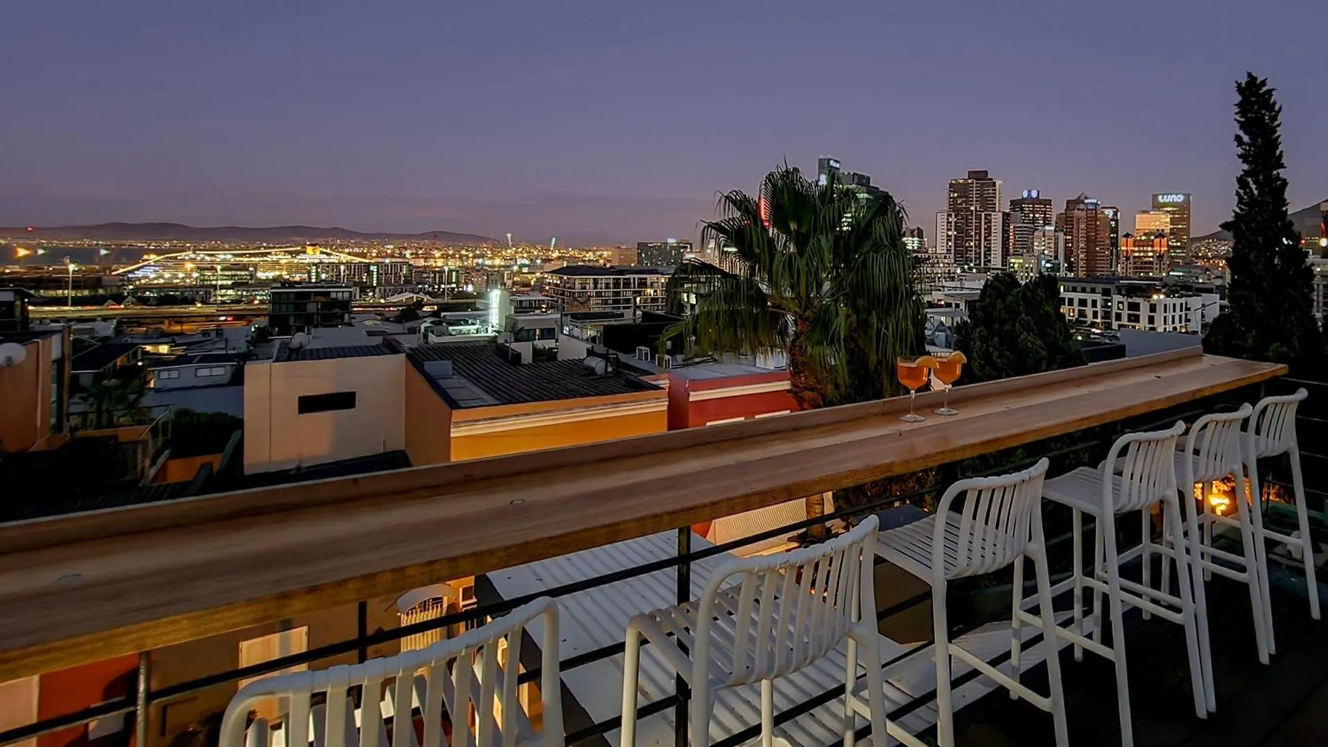The Honeycomb A 3 Bed In De Waterkant With Hot Tub ケープタウン