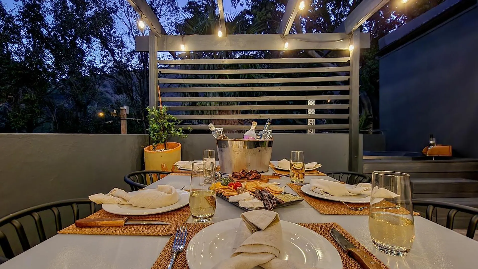 別荘 The Honeycomb A 3 Bed In De Waterkant With Hot Tub ケープタウン